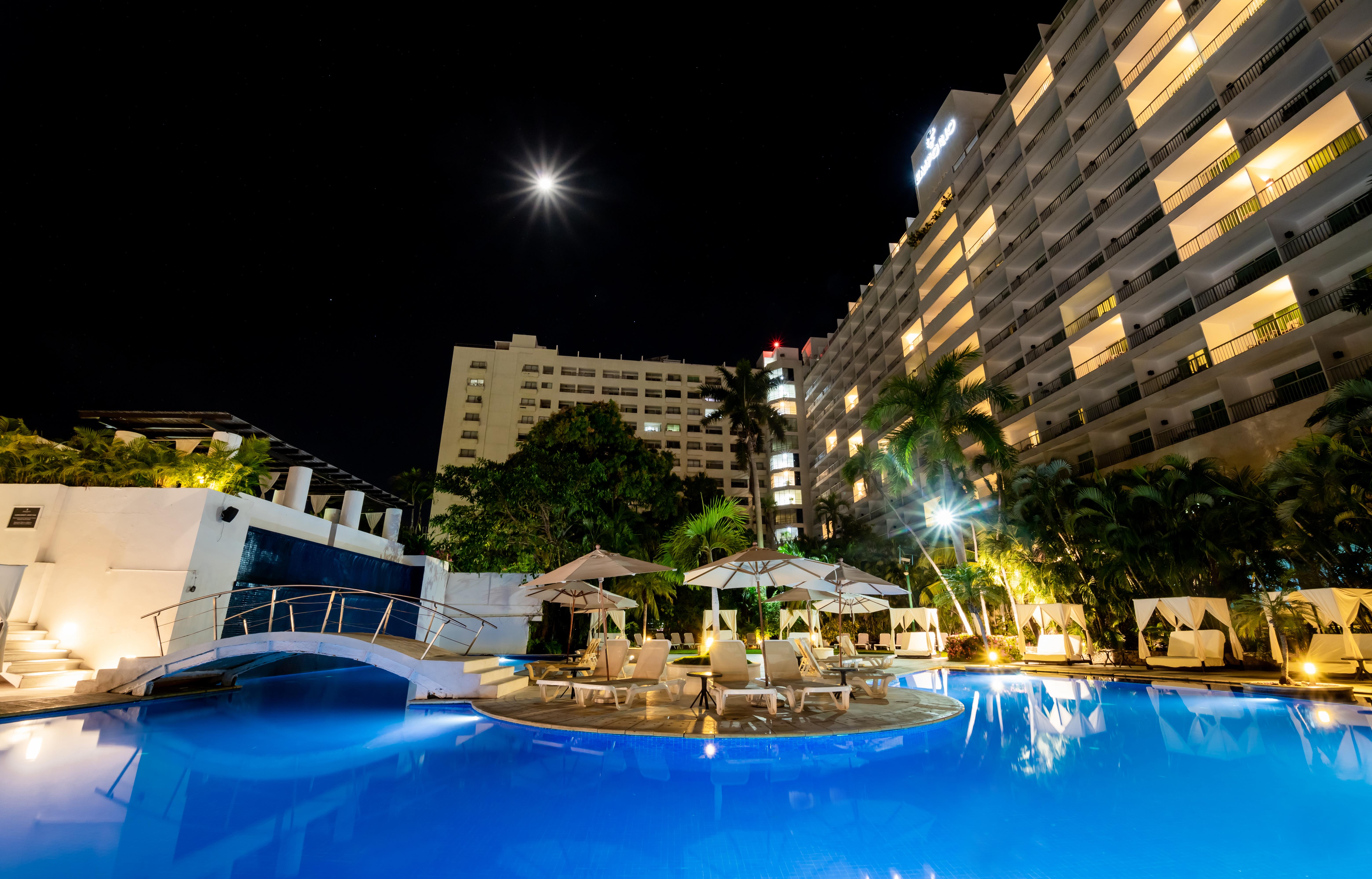 Hôtel Emporio Acapulco Extérieur photo